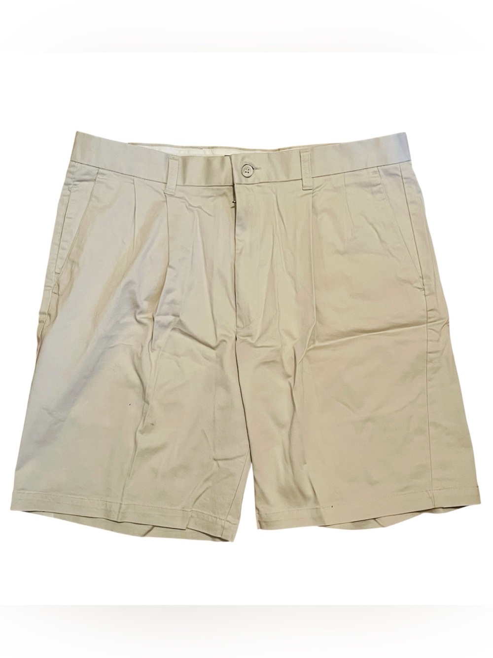 Dockers Men’s Golf Shorts 36 Khaki Pleated Relaxed Fit NWT